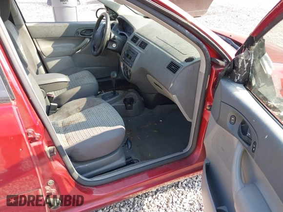 2005 Ford Focus S with VIN 1FAFP34N65W272608, listed as a IAAI auction lot 42573272 with 132,102 mi miles and . Bid and sale history available at DreamBid. Image 5.