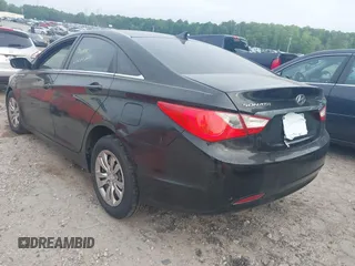 2011 Hyundai Sonata GLS with VIN 5NPEB4AC4BH257037, listed as a IAAI auction lot 42113521 with 250,929 mi miles and . Bid and sale history available at carsss.com. Image 3.