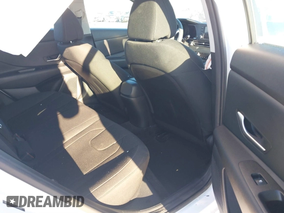 2022 Hyundai Elantra SEL z VIN 5NPLM4AGXNH066067, wystawiony jako IAAI lot #41422775 z przebiegiem 36 018 mil mil oraz . Historia ofert i sprzedaży dostępna na DreamBid. Obrazek 8.