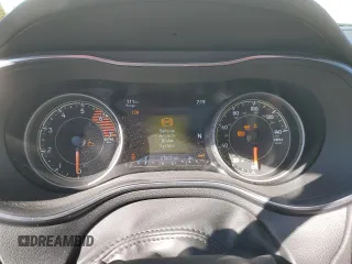 2021 Jeep Cherokee Limited с VIN 1C4PJMDNXMD142072, выставлен на аукционе Copart как лот 43932114 с пробегом 41 403 миль миль и . История ставок и продаж доступна на DreamBid. Изображение 9.