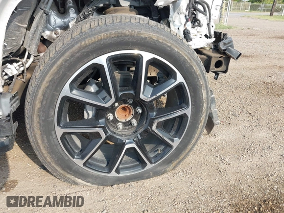 2022 Chevrolet Tahoe RST with VIN 1GNSCRKDXNR127062, listed as a IAAI auction lot 42377837 with 25,785 mi miles and . Bid and sale history available at DreamBid. Image 18.