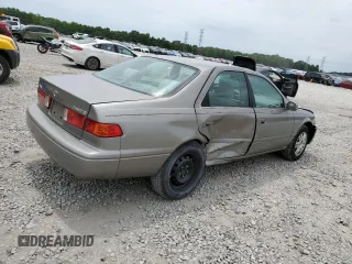 2001 Toyota Camry CE z VIN 4T1BG22KX1U085868, wystawiony jako Copart lot #58100375 z przebiegiem 122 886 mil mil oraz Szkoda całkowita • Salvage title. Historia ofert i sprzedaży dostępna na DreamBid. Obrazek 3.