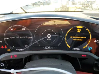 2022 Porsche Taycan 4 with VIN WP0BA2Y10NSA67274, listed as a Copart auction lot 84293924 with 33,234 mi miles and Salvage title. Bid and sale history available at DreamBid. Image 9.