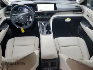 2023 Toyota Crown XLE z VIN JTDAAAAF1P3011060, wystawiony jako Copart lot #74363053 z przebiegiem 480 mil mil oraz . Historia ofert i sprzedaży dostępna na DreamBid. Obrazek 8.