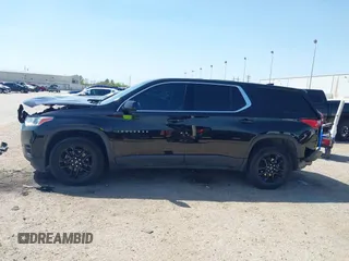 2019 Chevrolet Traverse LS with VIN 1GNERFKW1KJ310856, listed as a IAAI auction lot 41806247 with 88,501 mi miles. Bid and sale history available at carsss.com. Image 14.