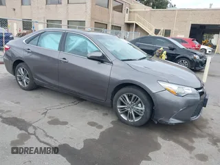 2017 Toyota Camry XLE z VIN 4T1BF1FK4HU357509, wystawiony jako IAAI lot #41570522 z przebiegiem 34 018 mil mil oraz . Historia ofert i sprzedaży dostępna na DreamBid. Obrazek 1.