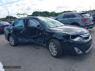 2013 Toyota Camry Hybrid LE with VIN 4T1BD1FK0DU072466, listed as a IAAI auction lot 40964616 with 1 mi miles. Bid and sale history available at carsss.com. Image 14.