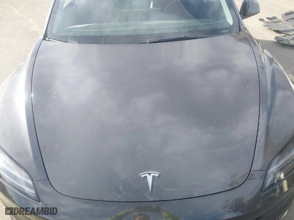 2025 Tesla Model 3 Long Range with VIN 5YJ3E1EB8SF880724, listed as a IAAI auction lot 41657377 with 7,526 mi miles. Bid and sale history available at carsss.com. Image 10.