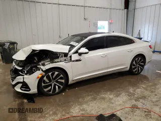 2021 Volkswagen Arteon SEL R-Line z VIN WVWSR7AN8ME005120, wystawiony jako Copart lot #72841264 z przebiegiem 66 126 mil mil oraz Szkoda całkowita • Salvage title. Historia ofert i sprzedaży dostępna na DreamBid. Obrazek 1.