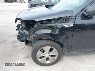 2016 Kia Soul with VIN KNDJN2A26G7377791, listed as a IAAI auction lot 41853936 with 110,023 mi miles. Bid and sale history available at carsss.com. Image 6.