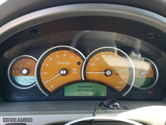 2006 Pontiac GTO with VIN 6G2VX12U76L521089, listed as a Copart auction lot 73374044 with 87,963 mi miles and Salvage Title. Bid and sale history available at carsss.com. Image 9.