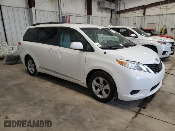 2012 Toyota Sienna LE AAS with VIN 5TDKK3DC3CS253694, listed as a Copart auction lot 62233245 with 252,678 mi miles and Clean title. Bid and sale history available at DreamBid. Image 4.