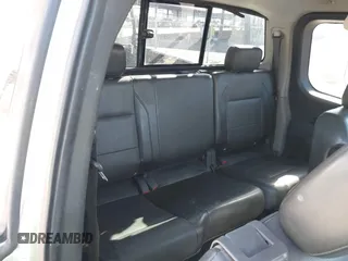 2004 Nissan Titan SE with VIN 1N6AA06A84N532698, listed as a IAAI auction lot 41736557 with 149,743 mi miles. Bid and sale history available at carsss.com. Image 8.