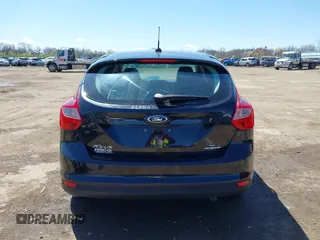 2014 Ford Focus SE with VIN 1FADP3K20EL428918, listed as a IAAI auction lot 41967617 with 114,386 mi miles. Bid and sale history available at carsss.com. Image 16.