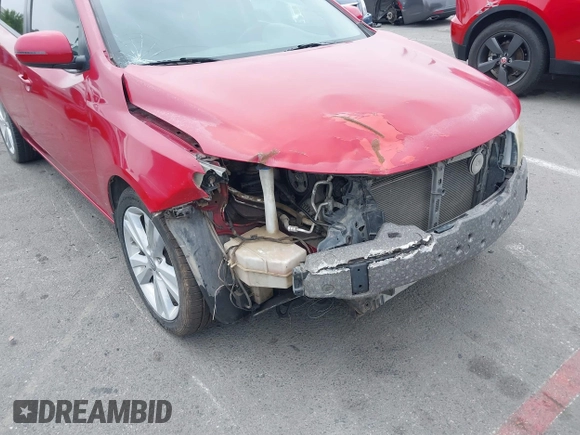 2013 Kia Forte SX с VIN KNAFW5A36D5658880, выставлен на аукционе IAAI как лот 42432259 с пробегом 176 721 миль миль и . История ставок и продаж доступна на DreamBid. Изображение 6.