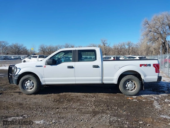 2015 Ford F-150 XLT w/HD Payload Pkg with VIN 1FTFW1EF8FFC07270, listed as a IAAI auction lot 41425948 with 194,107 mi miles. Bid and sale history available at carsss.com. Image 14.