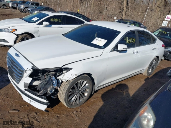 2015 Hyundai Genesis 3.8L with VIN KMHGN4JEXFU091650, listed as a IAAI auction lot 41620534 with 125,626 mi miles. Bid and sale history available at carsss.com. Image 18.