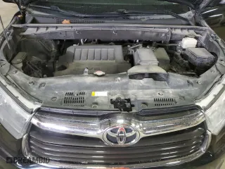 2016 Toyota Highlander LE with VIN 5TDBKRFH7GS303983, listed as a Copart auction lot 51414635 with 160,661 mi miles and Salvage Title. Bid and sale history available at carsss.com. Image 12.