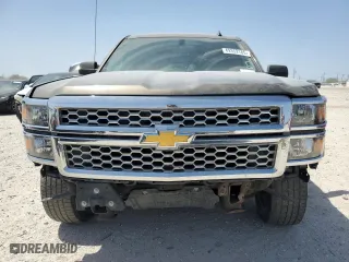 2014 Chevrolet Silverado 1500 LT with VIN 1GCRCREHXEZ413922, listed as a Copart auction lot 49352185 with 133,962 mi miles and Clean Title. Bid and sale history available at carsss.com. Image 5.