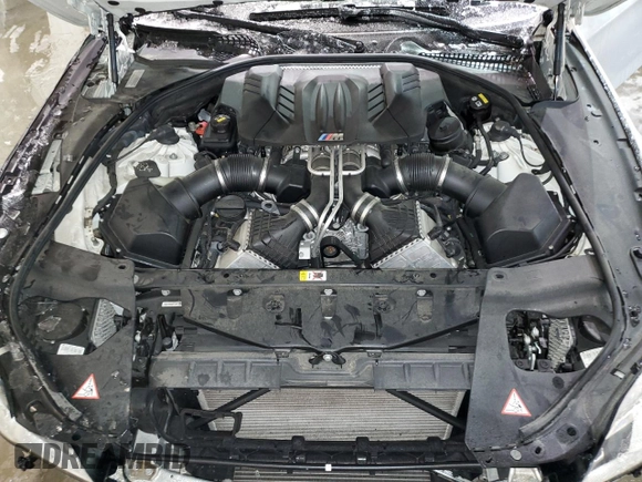 2016 BMW M6 z VIN WBS6G9C58GD932069, wystawiony jako Copart lot #55722063 z przebiegiem 61 793 mil mil oraz . Historia ofert i sprzedaży dostępna na DreamBid. Obrazek 11.