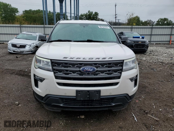 2018 Ford Explorer XLT z VIN 1FM5K8D80JGA32076, wystawiony jako Copart lot #56752255 z przebiegiem 79 947 mil mil oraz Szkoda całkowita • Salvage title. Historia ofert i sprzedaży dostępna na DreamBid. Obrazek 5.