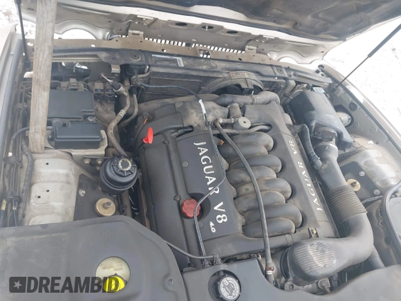 2000 Jaguar XJ Vanden Plas with VIN SAJDA24C7YLF13906, listed as a IAAI auction lot 41559262 with 122,586 mi miles and . Bid and sale history available at DreamBid. Image 10.
