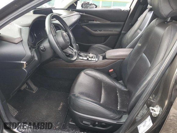 2020 Mazda CX-30 Premium z VIN 3MVDMBEM9LM127150, wystawiony jako Copart lot #51527295 z przebiegiem 27 207 mil mil oraz Szkoda całkowita • Salvage title. Historia ofert i sprzedaży dostępna na DreamBid. Obrazek 7.