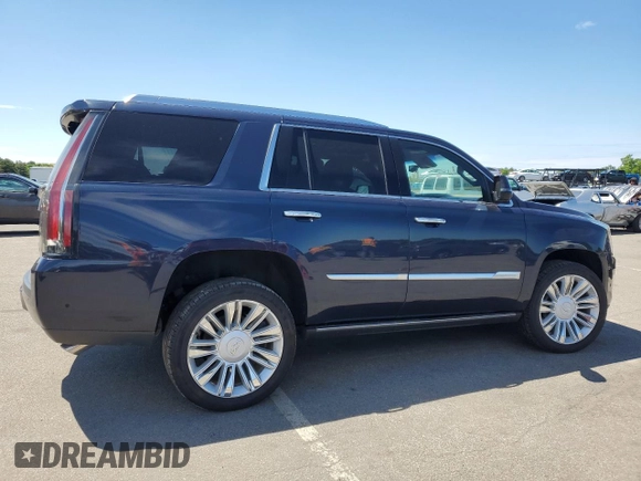 2018 Cadillac Escalade Platinum z VIN 1GYS4DKJ4JR376654, wystawiony jako Copart lot #57329564 z przebiegiem 38 172 mil mil oraz Szkoda całkowita • Salvage title. Historia ofert i sprzedaży dostępna na DreamBid. Obrazek 3.