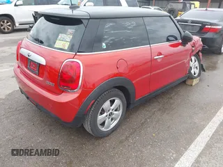 2015 MINI Hardtop with VIN WMWXM5C57F3A57729, listed as a IAAI auction lot 41924772 with 123,040 mi miles and . Bid and sale history available at DreamBid. Image 4.