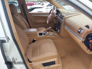 2010 Porsche Cayenne z VIN WP1AA2AP6ALA07199, wystawiony jako IAAI lot #41975088 z przebiegiem 150 152 mil mil oraz . Historia ofert i sprzedaży dostępna na DreamBid. Obrazek 5.