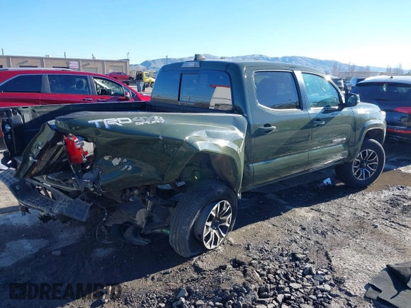 2021 Toyota Tacoma SR with VIN 3TMCZ5AN7MM395940, listed as a IAAI auction lot 41240832 with 39,338 mi miles and . Bid and sale history available at DreamBid. Image 4.