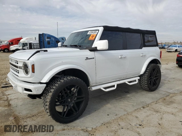 2021 Ford Bronco with VIN 1FMEE5BH5MLB03650, listed as a Copart auction lot 43584385 with 12,104 mi miles and Salvage Title. Bid and sale history available at DreamBid. Image 1.