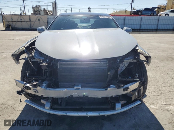 2023 BMW 7 Series 740i with VIN WBA23EH02PCL92695, listed as a Copart auction lot 49352065 with 11,758 mi miles and Salvage title. Bid and sale history available at DreamBid. Image 5.