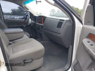 2006 Dodge 2500 SLT z VIN 3D7KS28C36G230672, wystawiony jako IAAI lot #42396365 z przebiegiem 190 519 mil mil oraz . Historia ofert i sprzedaży dostępna na DreamBid. Obrazek 5.