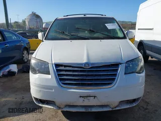 2008 Chrysler Town & Country Touring with VIN 2A8HR54P48R629297, listed as a IAAI auction lot 41958080 with 130,046 mi miles. Bid and sale history available at carsss.com. Image 6.
