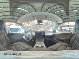 2024 Tesla Model Y Long Range z VIN 7SAYGDEE2RA246928, wystawiony jako Copart lot #60996035 z przebiegiem 19 266 mil mil oraz Szkoda całkowita • Salvage title. Historia ofert i sprzedaży dostępna na DreamBid. Obrazek 15.