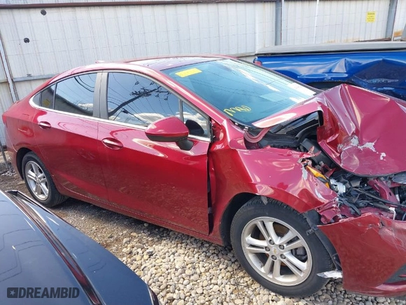 2018 Chevrolet Cruze LT with VIN 1G1BE5SM2J7105986, listed as a IAAI auction lot 41848216 with 189,988 mi miles. Bid and sale history available at carsss.com. Image 13.