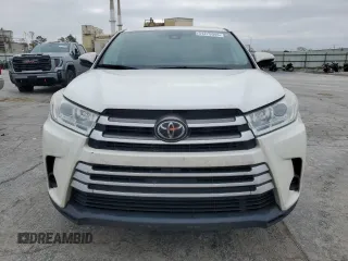 2019 Toyota Highlander LE z VIN 5TDZARFH1KS052212, wystawiony jako Copart lot #51275045 z przebiegiem 187 322 mil mil oraz Tytuł czysty. Historia ofert i sprzedaży dostępna na DreamBid. Obrazek 5.