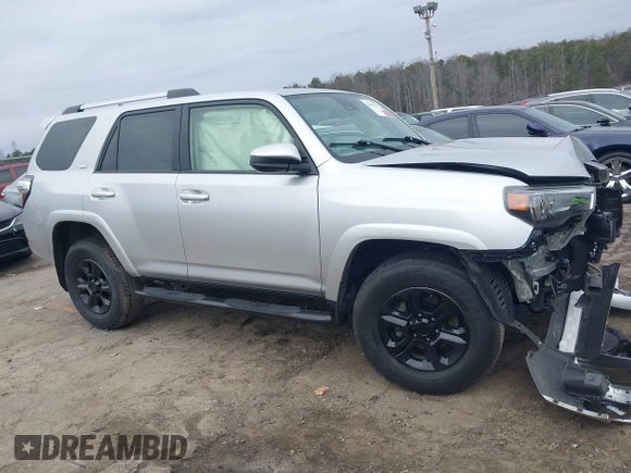 2022 Toyota 4Runner SR5 with VIN JTEMU5JR4N6054529, listed as a IAAI auction lot 41184357 with 47,628 mi miles and . Bid and sale history available at DreamBid. Image 13.