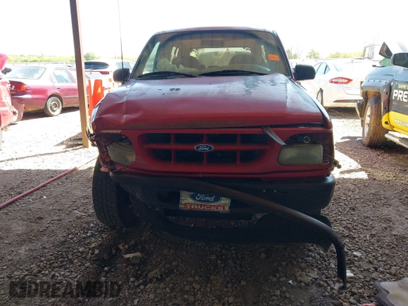 1996 Ford Explorer z VIN 1FMCU24X3TUA68712, wystawiony jako IAAI lot #41976840 z przebiegiem 274 887 mil mil oraz . Historia ofert i sprzedaży dostępna na DreamBid. Obrazek 12.