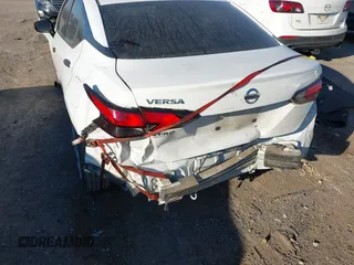 2020 Nissan Versa S with VIN 3N1CN8DV0LL806403, listed as a IAAI auction lot 41678907 with 73,427 mi miles. Bid and sale history available at carsss.com. Image 6.