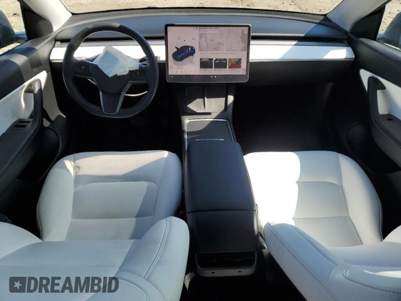 2022 Tesla Model Y Long Range z VIN 7SAYGDEE2NF358366, wystawiony jako Copart lot #50771255 z przebiegiem 73 554 mil mil oraz Szkoda całkowita • Salvage title. Historia ofert i sprzedaży dostępna na DreamBid. Obrazek 8.