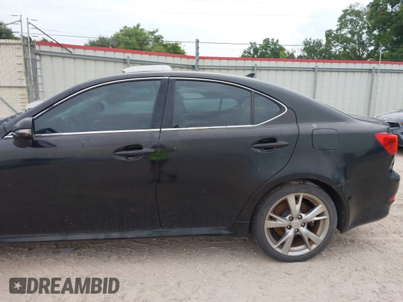 2009 Lexus IS 350 with VIN JTHBE262X92016415, listed as a IAAI auction lot 42782896 with 203,613 mi miles and . Bid and sale history available at DreamBid. Image 14.