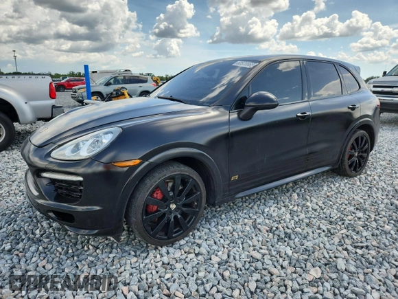 2013 Porsche Cayenne GTS с VIN WP1AD2A25DLA75526, выставлен на аукционе Copart как лот 60520865 с пробегом Не указан миль и Списание • Salvage title. История ставок и продаж доступна на DreamBid. Изображение 1.