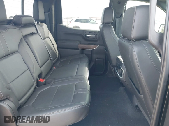 2020 Chevrolet Silverado 1500 High Country with VIN 3GCUYHEL2LG432410, listed as a IAAI auction lot 40676197 with 60,657 mi miles. Bid and sale history available at carsss.com. Image 8.