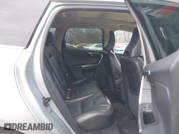2012 Volvo XC60 3.2L с VIN YV4952DL3C2327880, выставлен на аукционе IAAI как лот 41215399 с пробегом 213 992 миль миль и . История ставок и продаж доступна на DreamBid. Изображение 8.
