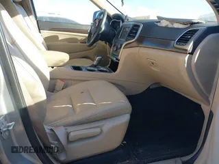 2018 Jeep Grand Cherokee Laredo E with VIN 1C4RJEAG9JC126080, listed as a IAAI auction lot 41355941 with 108,919 mi miles and . Bid and sale history available at DreamBid. Image 5.