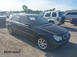 2007 Mercedes-Benz C 280 Luxury z VIN WDBRF92H67F927913, wystawiony jako IAAI lot #42249769 z przebiegiem Nie podano mil oraz . Historia ofert i sprzedaży dostępna na DreamBid. Obrazek 1.
