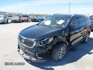 2017 Kia Sorento LX with VIN 5XYPG4A32HG289284, listed as a IAAI auction lot 41869868 with 130,199 mi miles. Bid and sale history available at carsss.com. Image 2.