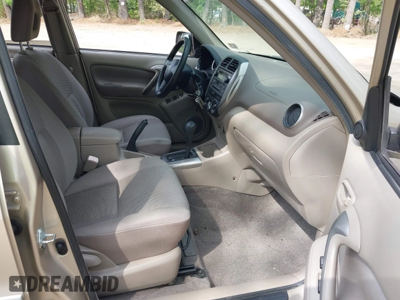 2005 Toyota RAV4 with VIN JTEGD20V950063045, listed as a IAAI auction lot 42088784 with 1 mi miles. Bid and sale history available at carsss.com. Image 5.